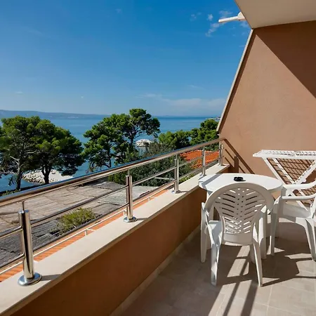 Dalmacija Bed & Breakfast 4*