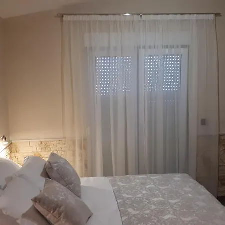 Dalmacija 4*
