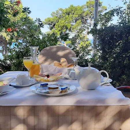 فندق مبيت وإفطار Dalmacija 4*