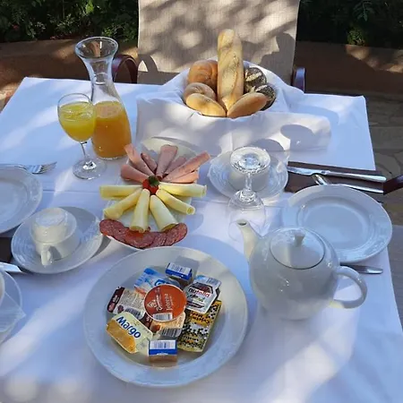 Dalmacija 住宿加早餐酒店 奥米什