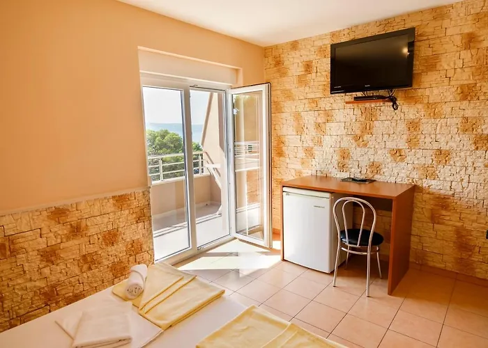 Panzió Dalmacija Omiš